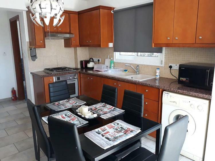 Apartment One Bedroom Alina Court 4 *