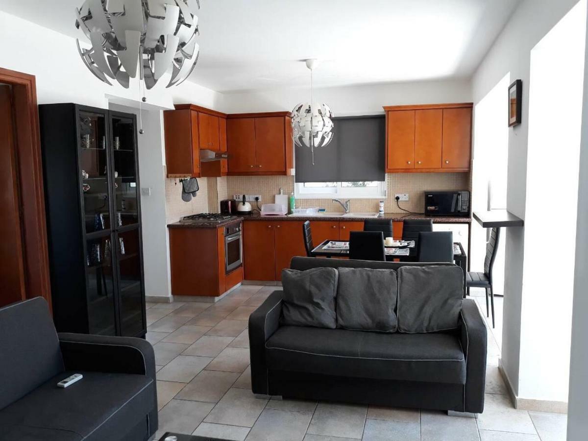 One Bedroom Alina Court 4 * Paphos
