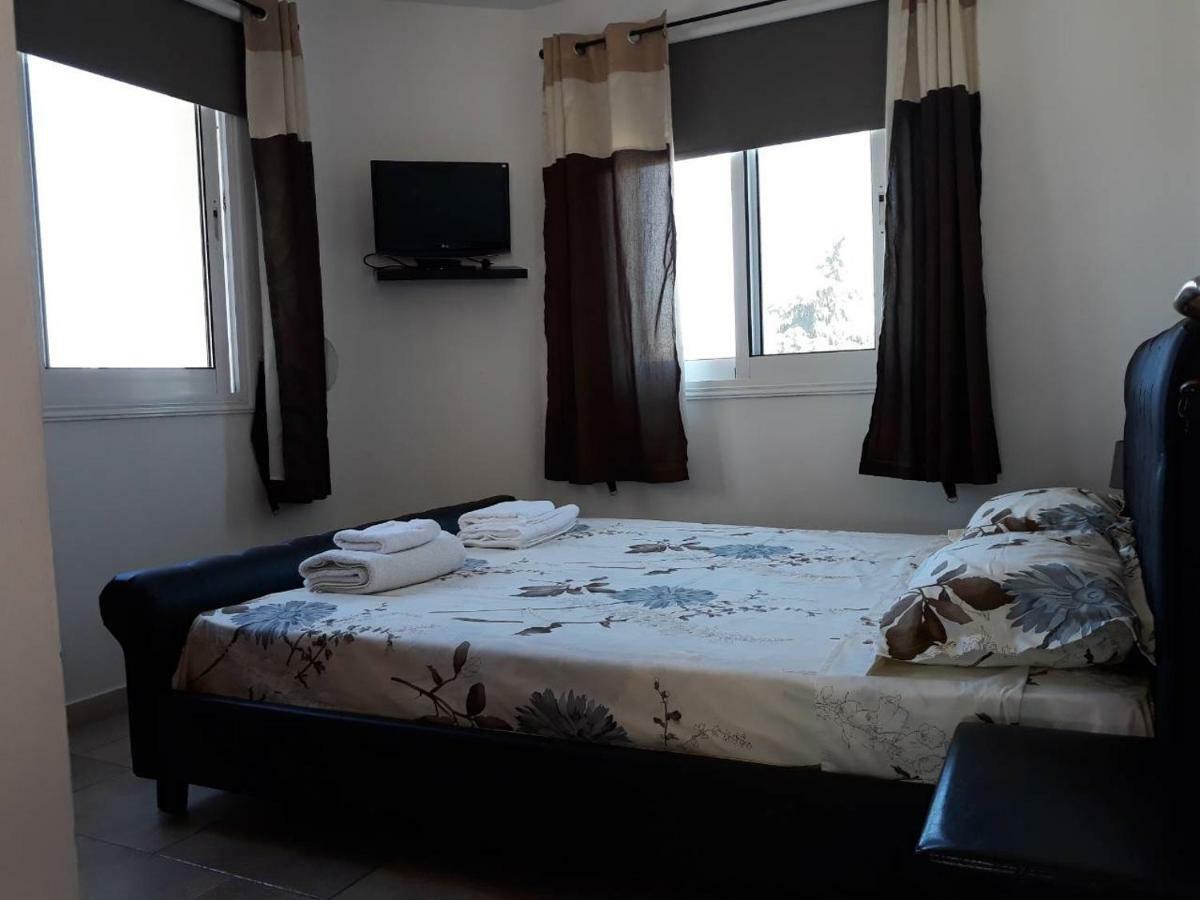 Apartment One Bedroom Alina Court 4 *